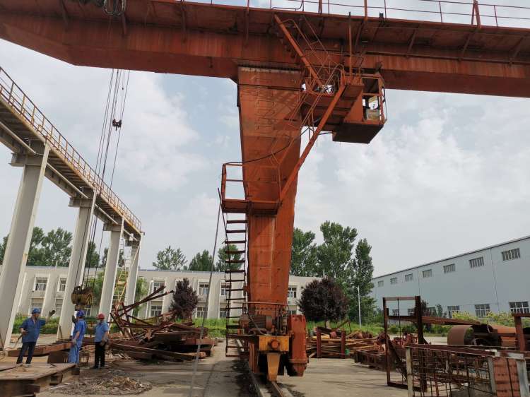 學(xué)思想，見(jiàn)行動(dòng)，整庫(kù)房，找“利用”，擴(kuò)面積，美環(huán)境。